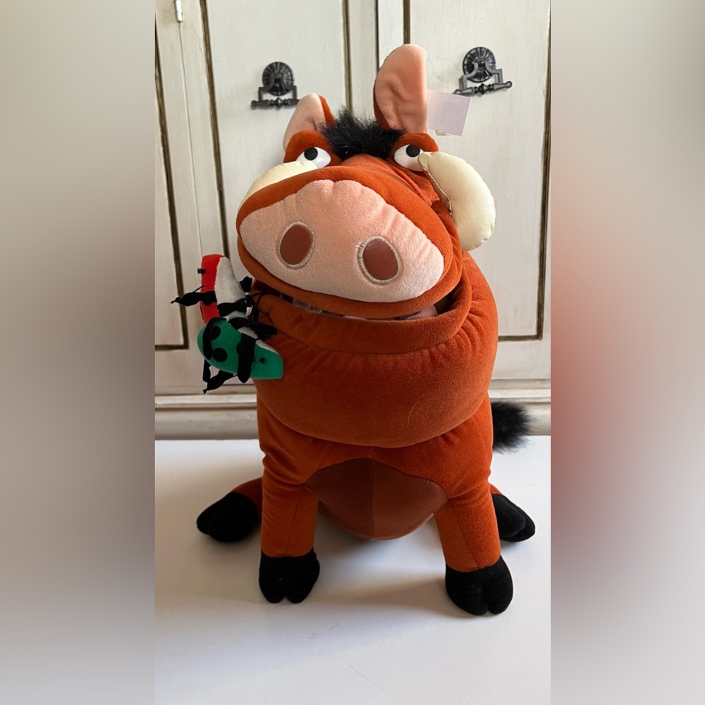 Vintage Disney 90's The Lion King Pumbaa Warthog 17"
Jumbo Plush Stuffed Animal